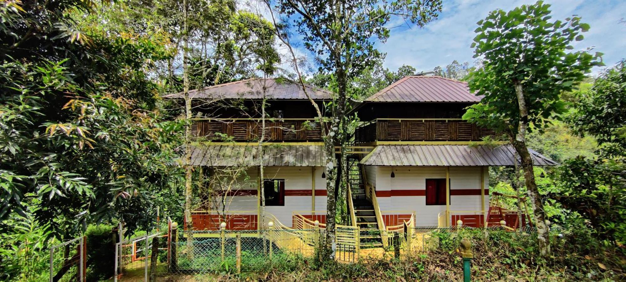 Chalona Hill View Hotel Munnar Bagian luar foto