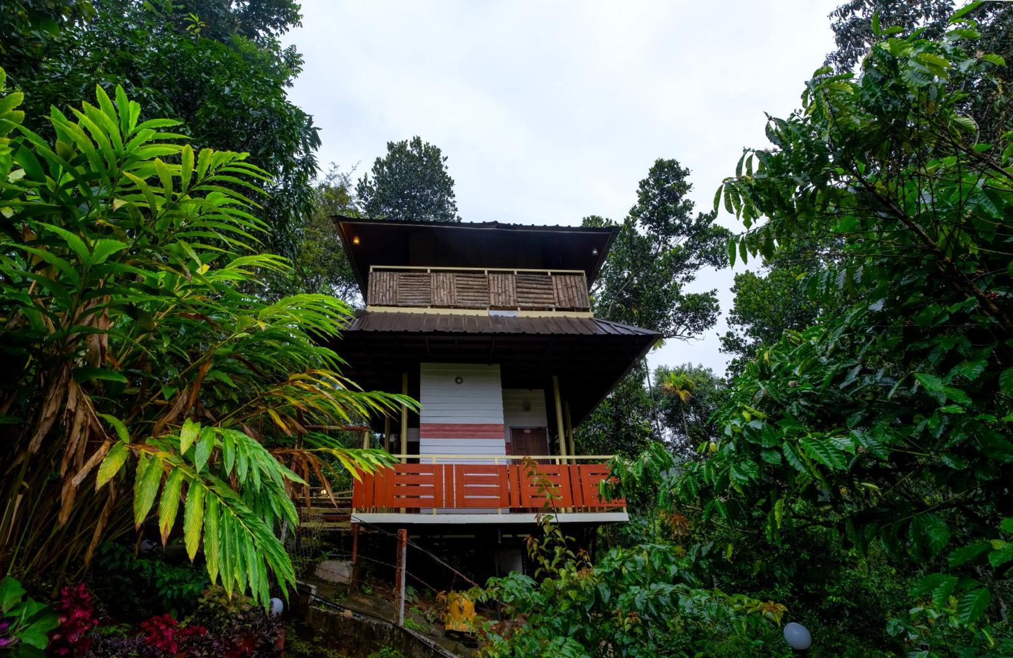 Chalona Hill View Hotel Munnar Bagian luar foto